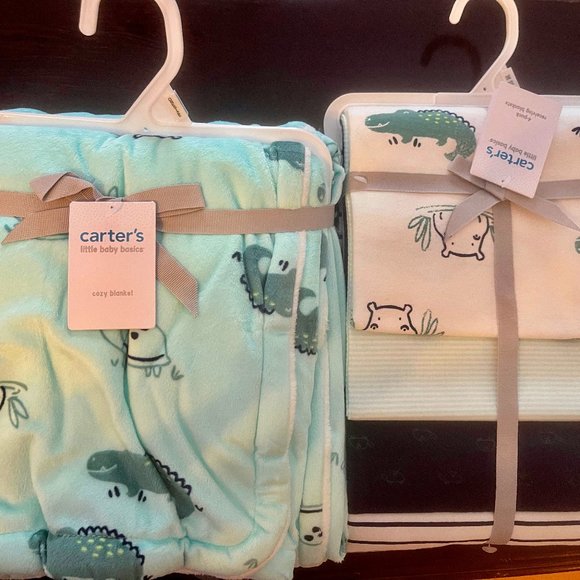 NWT matching alligator crocodile 5 blanket layette baby shower carters preppy
